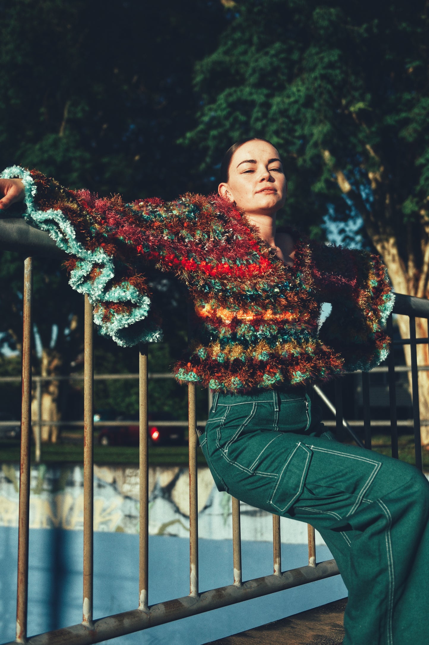 "FOUR SEASONS IN ONE DAY" LOVERS CROP SWEATER