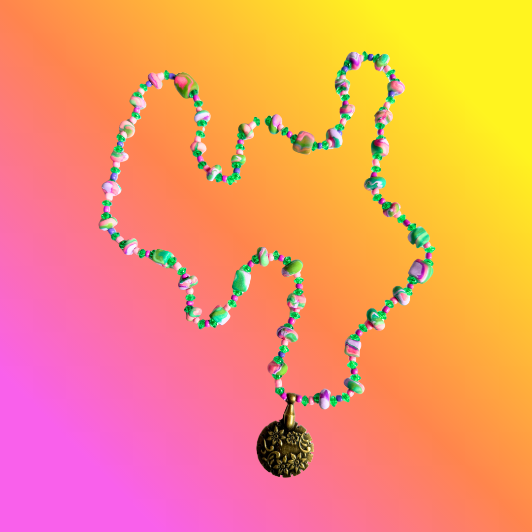 Wildflower Yarn Cutting Pendant