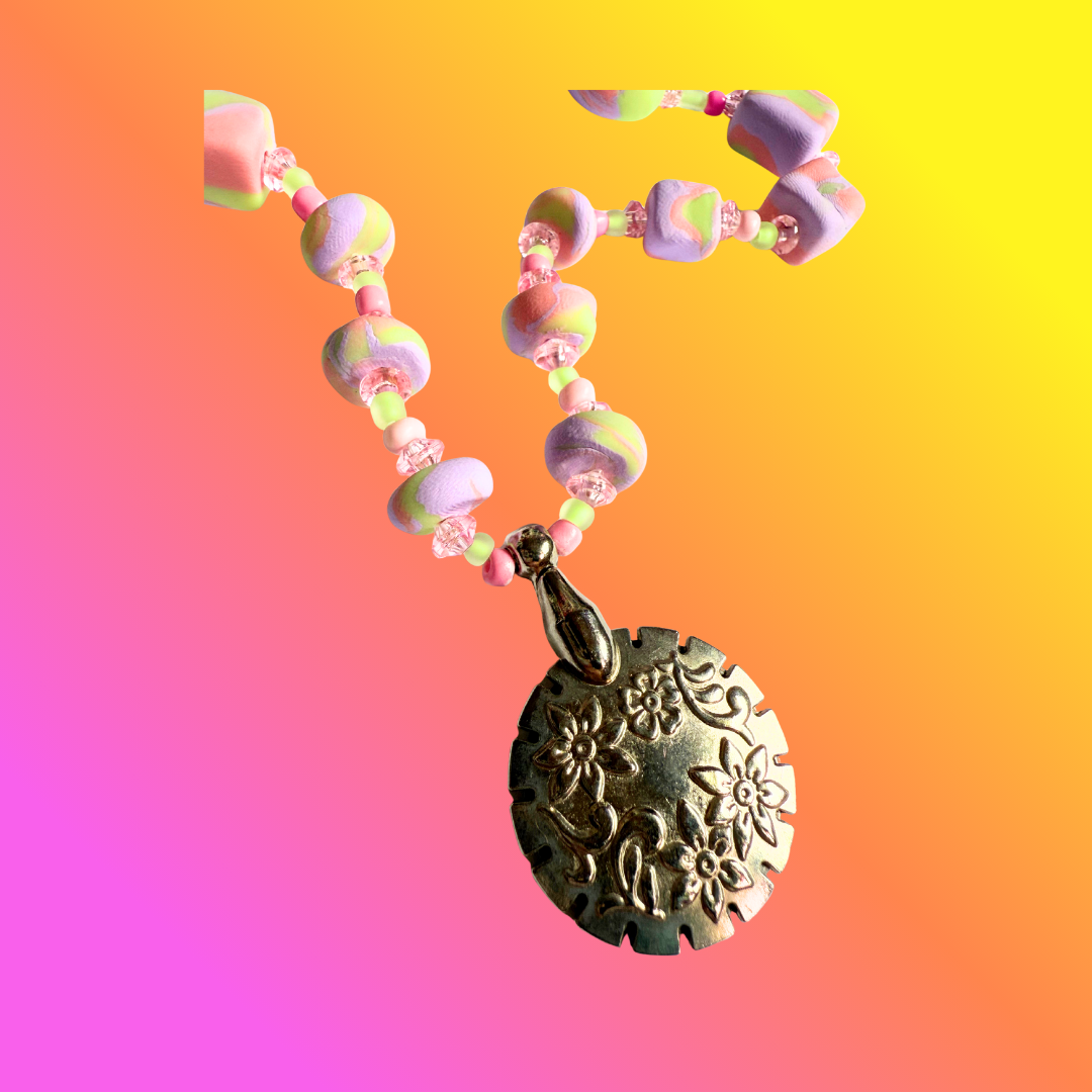 Lavender Fields Yarn Cutting Pendant