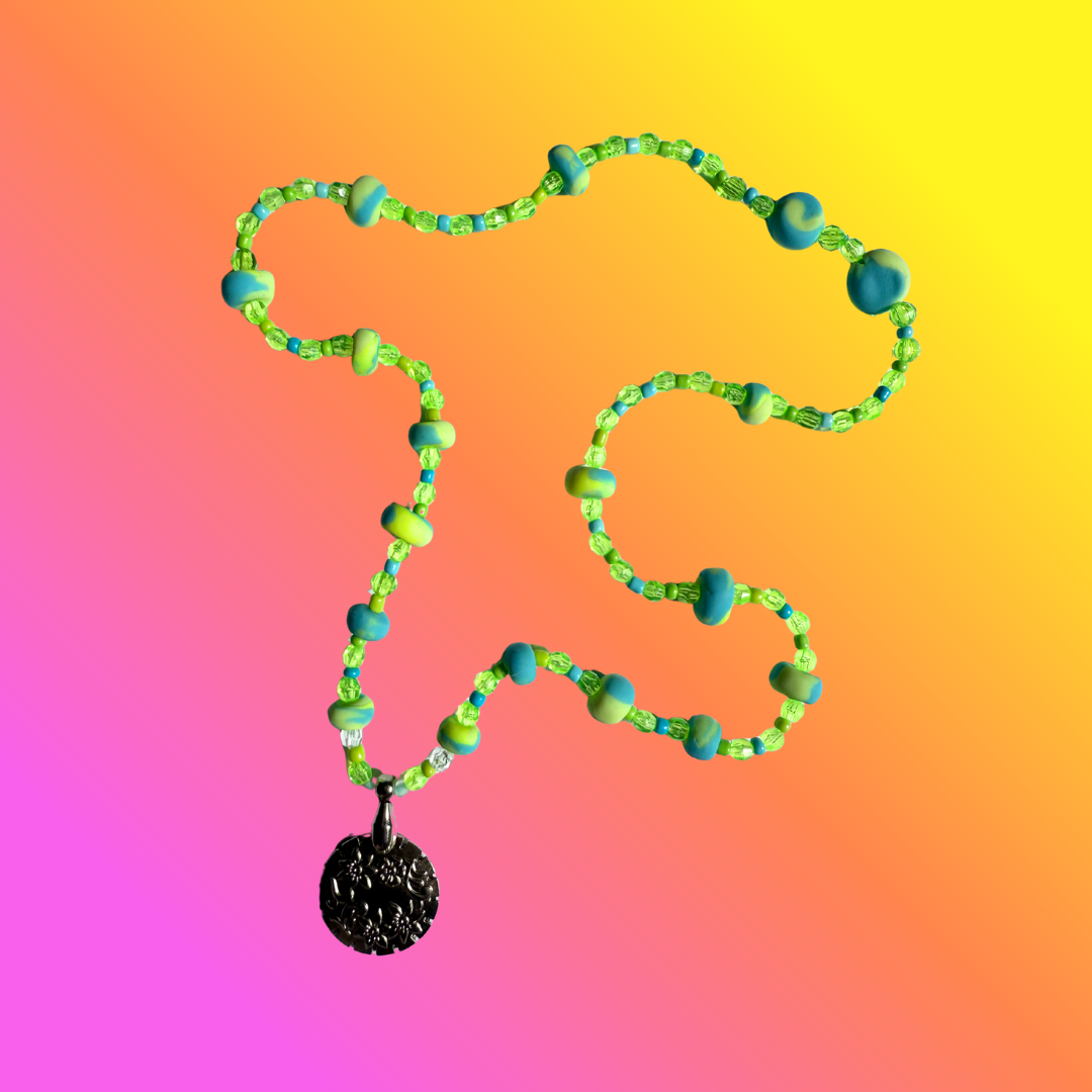 Key Lime Pie Yarn Cutting Pendant