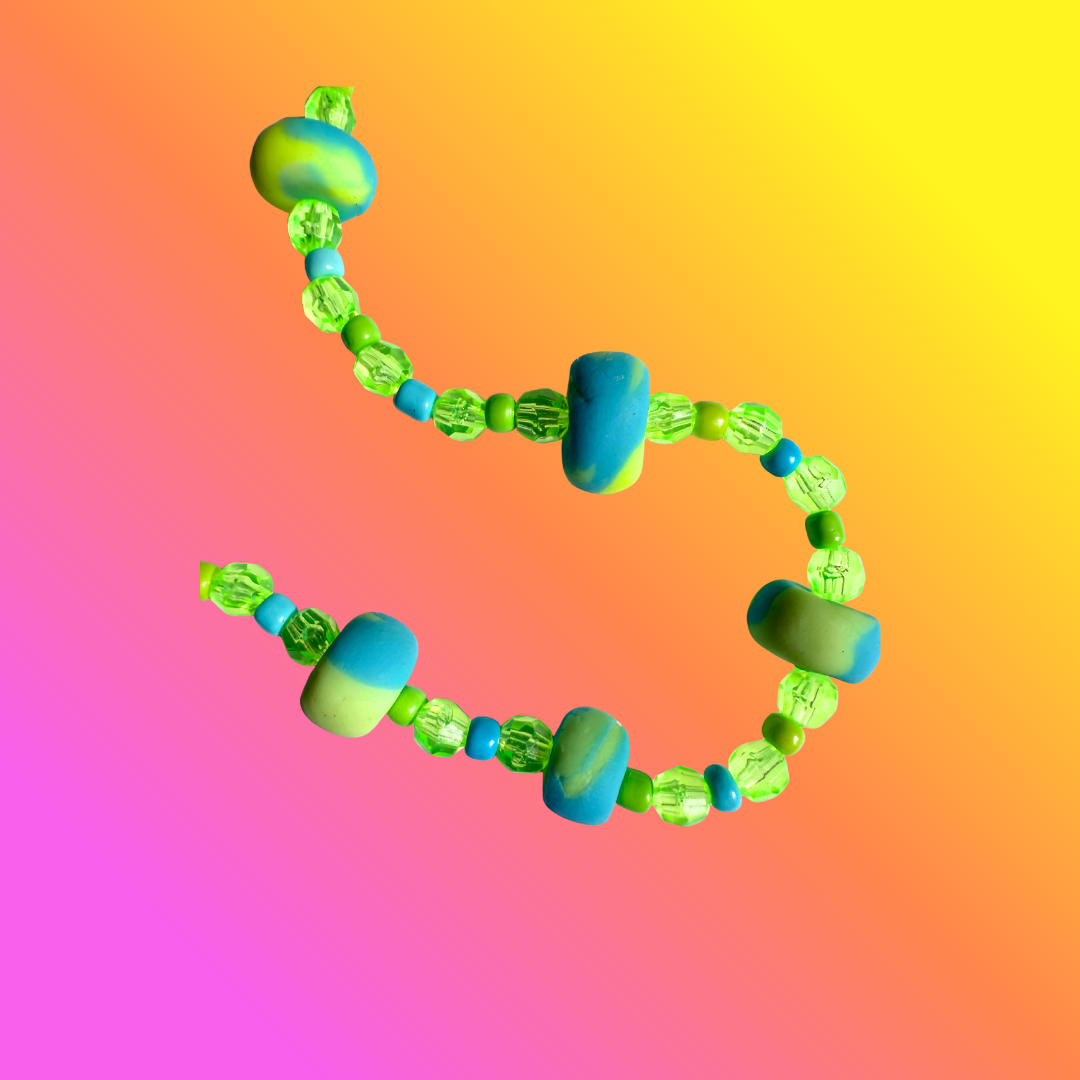 Key Lime Pie Yarn Cutting Pendant