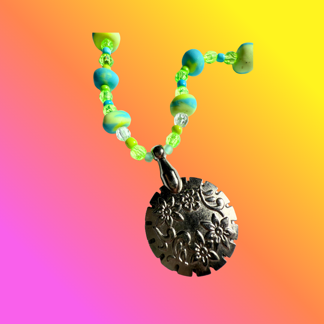 Key Lime Pie Yarn Cutting Pendant