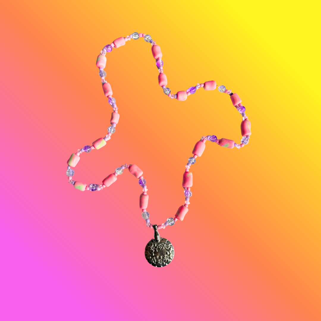 Wildling Yarn Cutting Pendant